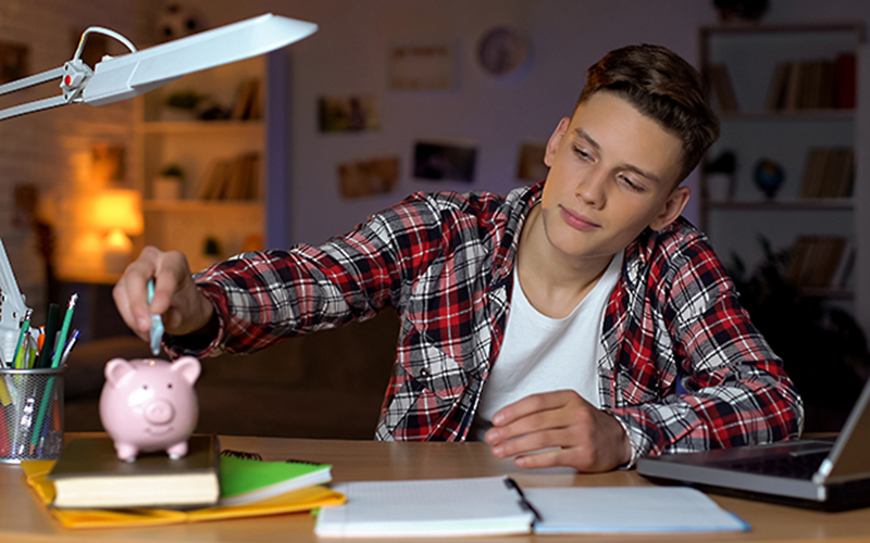 College Savings Month: How to Save for College, Even If You Haven't Started Yet 